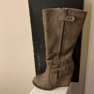Very Volatile LA taupe wedge boots